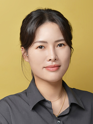 김지은