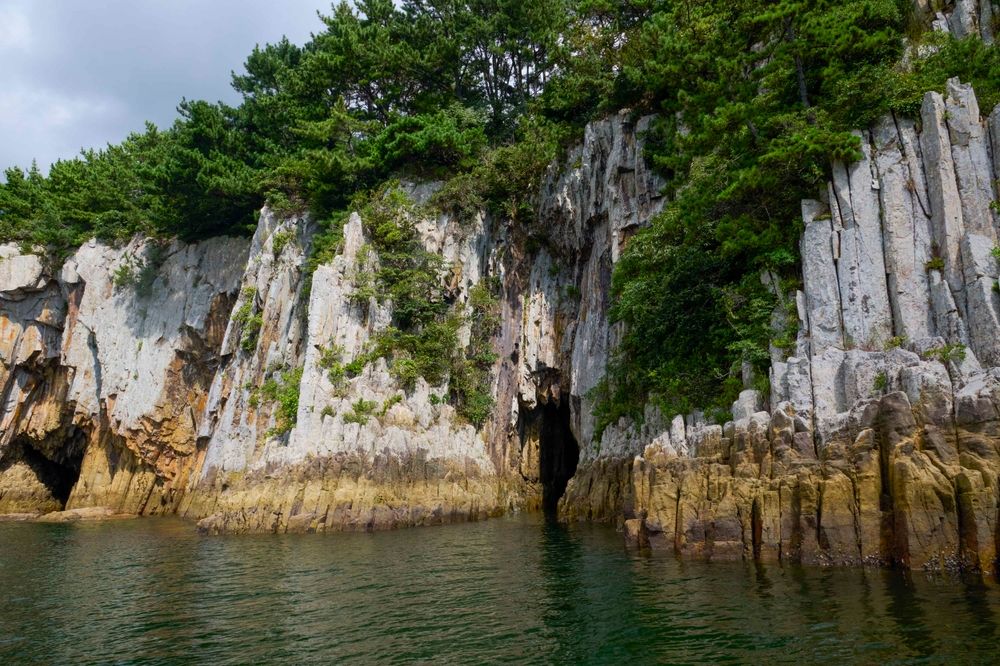 병풍바위 해식동굴