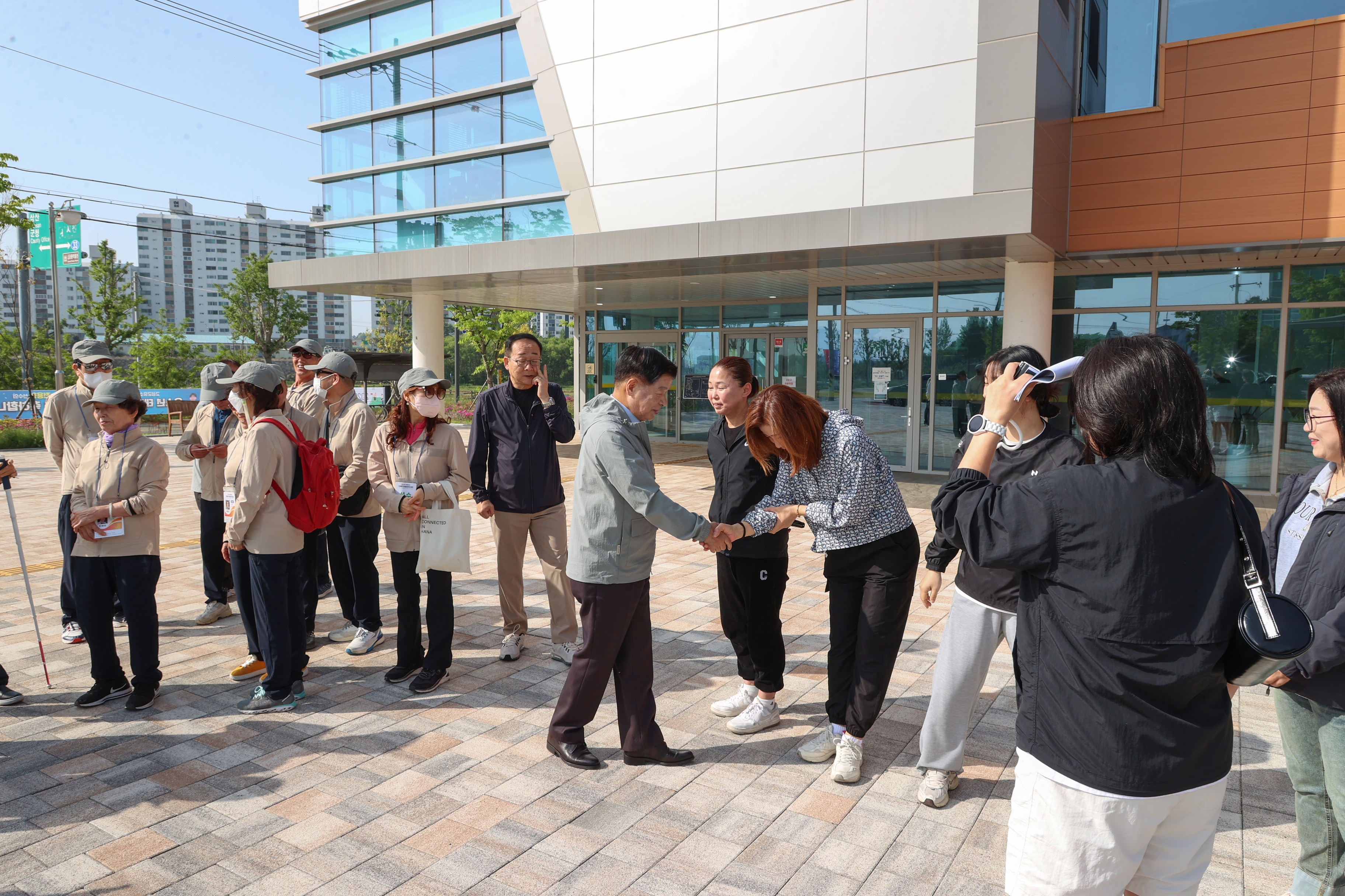 5월 8일 제28회 경남장애인생활체육대회 참가선수 격려 관련자료